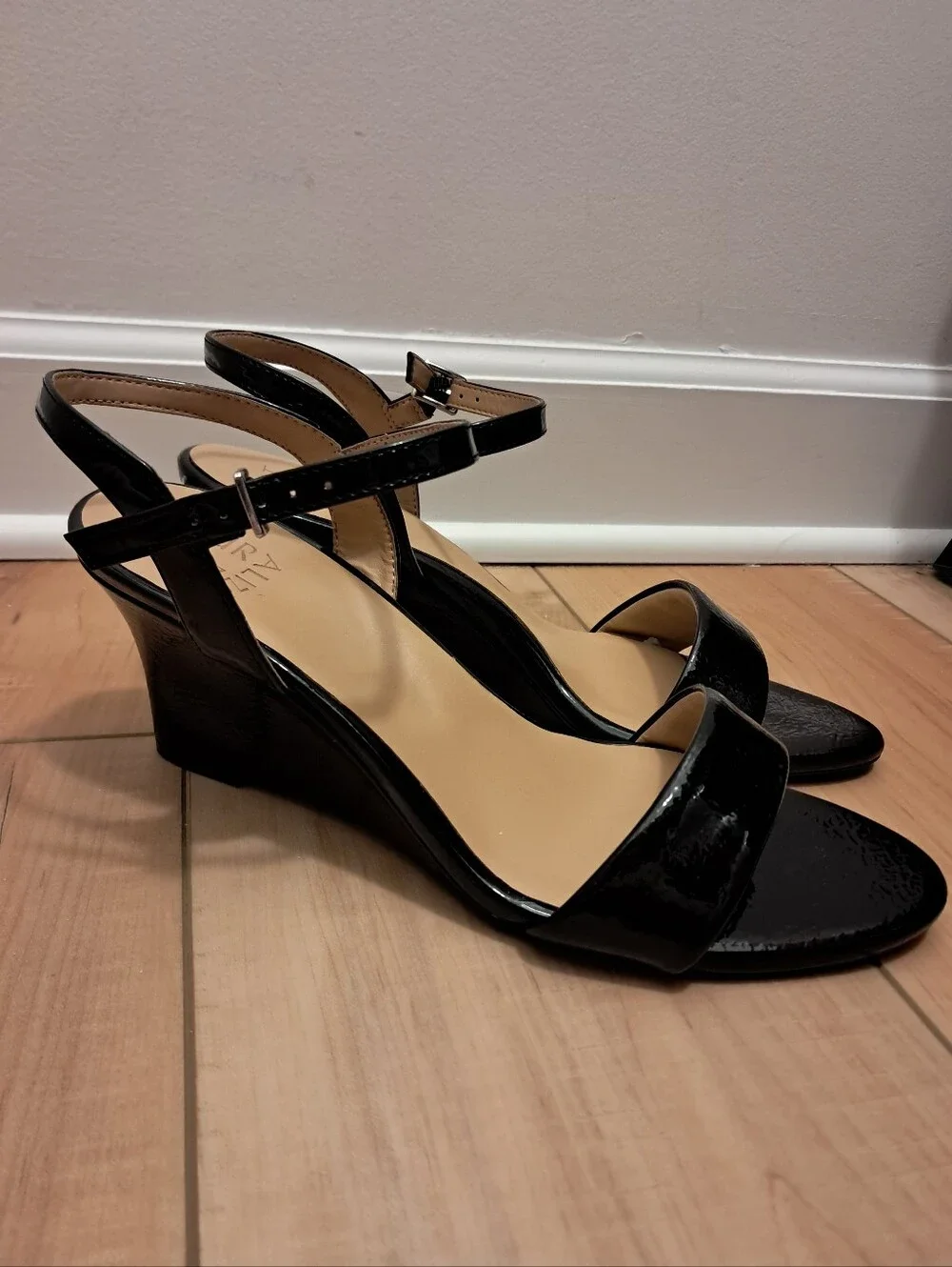 Naturalizer Wedge Dress Sandals Women's 11 Black Patent Bristol Formal Evening